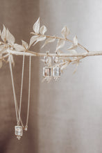 Load image into Gallery viewer, Isla Earrings