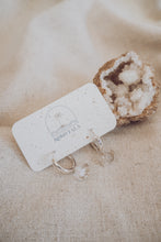 Load image into Gallery viewer, Hira Hoops