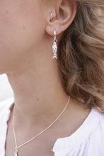 Load image into Gallery viewer, Mahi Hoop Earrings