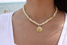 Load image into Gallery viewer, Sandy Shores Necklace Gold Vermeil