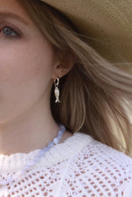 Load image into Gallery viewer, Mahi Hoop Earrings