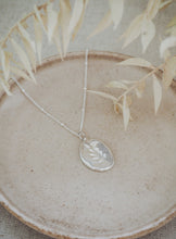 Load image into Gallery viewer, Olive Necklace
