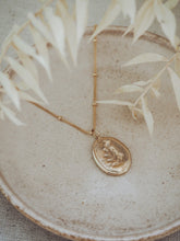 Load image into Gallery viewer, Olive Necklace