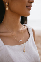 Load image into Gallery viewer, Hira Bar Necklace
