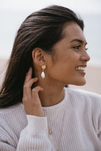 Load image into Gallery viewer, Ariel Pearl Drops