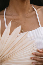 Load image into Gallery viewer, Bay Necklace