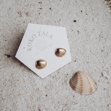 Load image into Gallery viewer, Nani Studs