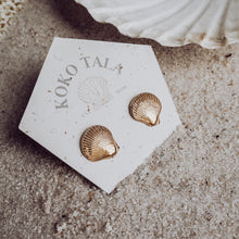 Load image into Gallery viewer, Ariel Studs