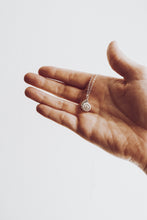 Load image into Gallery viewer, Bay Necklace