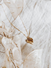 Load image into Gallery viewer, Amor Necklace