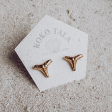 Load image into Gallery viewer, Reef Studs