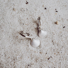 Load image into Gallery viewer, Ariel Hoops