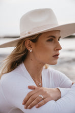 Load image into Gallery viewer, Leia Studs