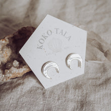 Load image into Gallery viewer, Sasi Studs