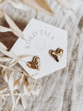 Load image into Gallery viewer, Amor Studs