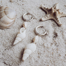 Load image into Gallery viewer, Kaia Hoops