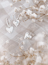 Load image into Gallery viewer, Amor Hoops