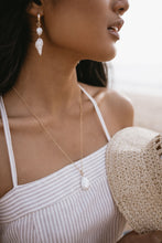 Load image into Gallery viewer, Sirena Necklace
